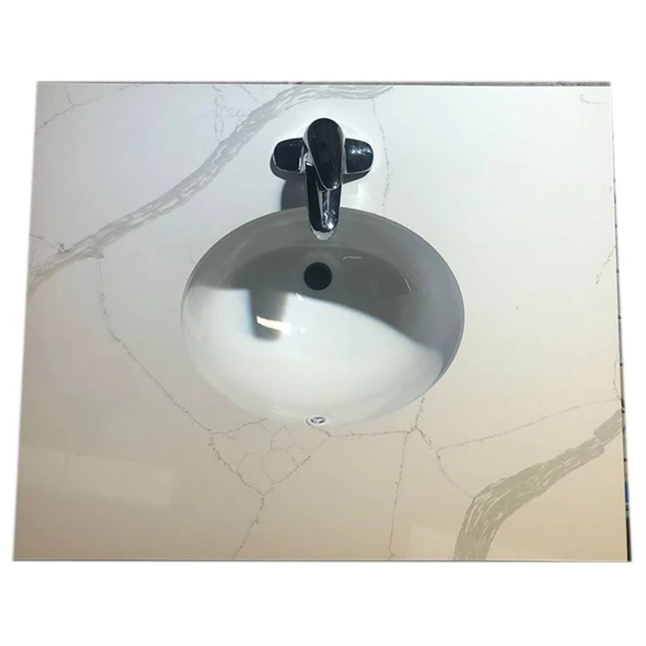 Calacatta kvarts benkeplater for bad