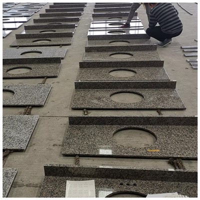 Caledonia granitt benkeplater